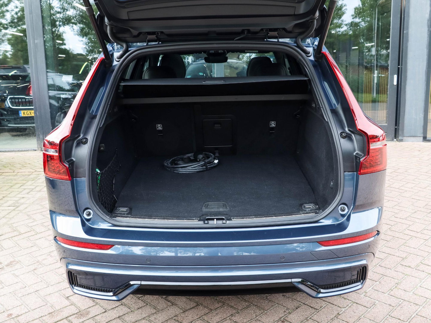 Volvo XC60 T6 AWD Ultra Black Edition Trekhaak Pano 360 Head up 21''
