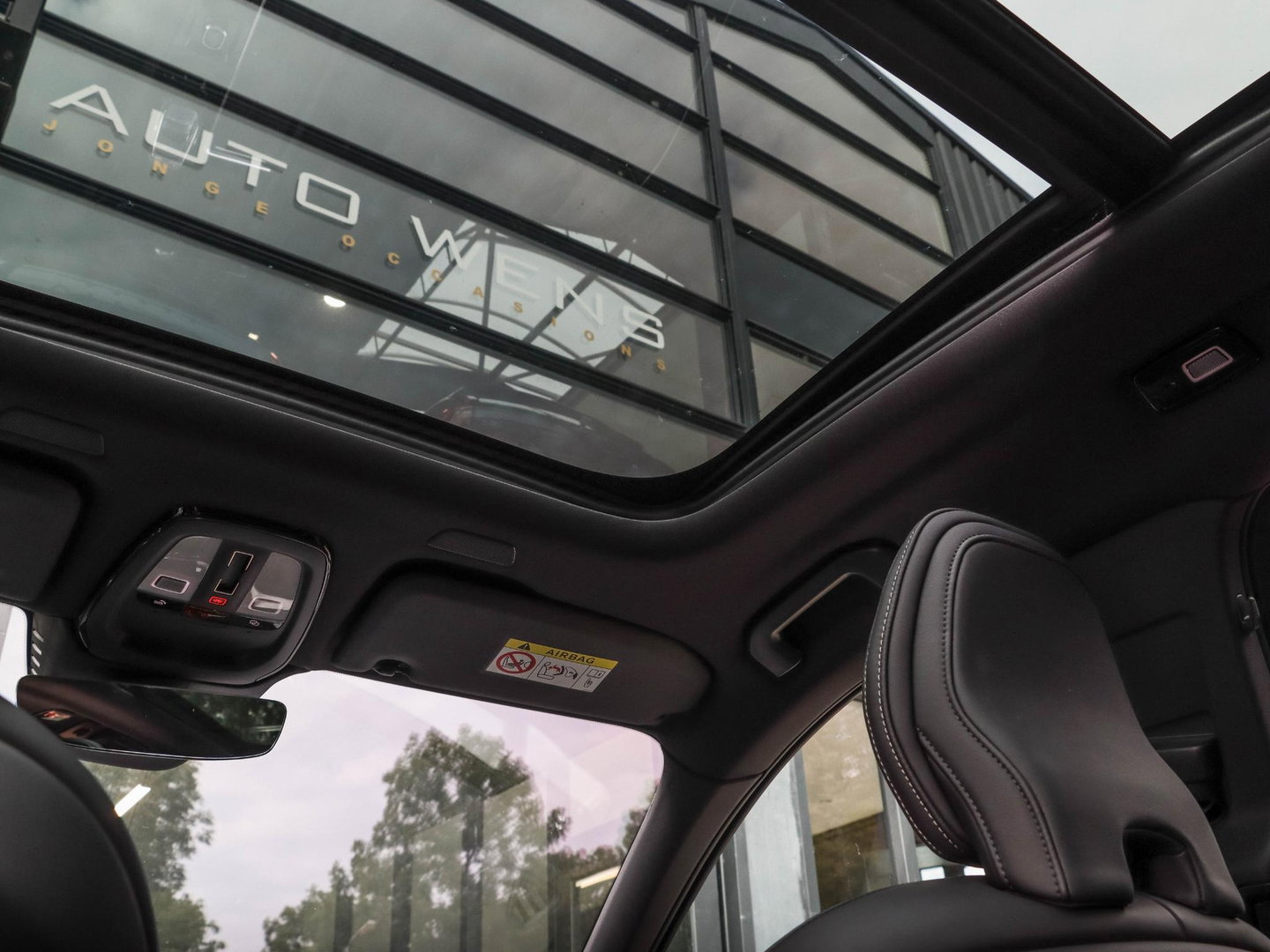 Volvo XC60 T6 AWD Ultra Black Edition Trekhaak Pano 360 Head up 21''