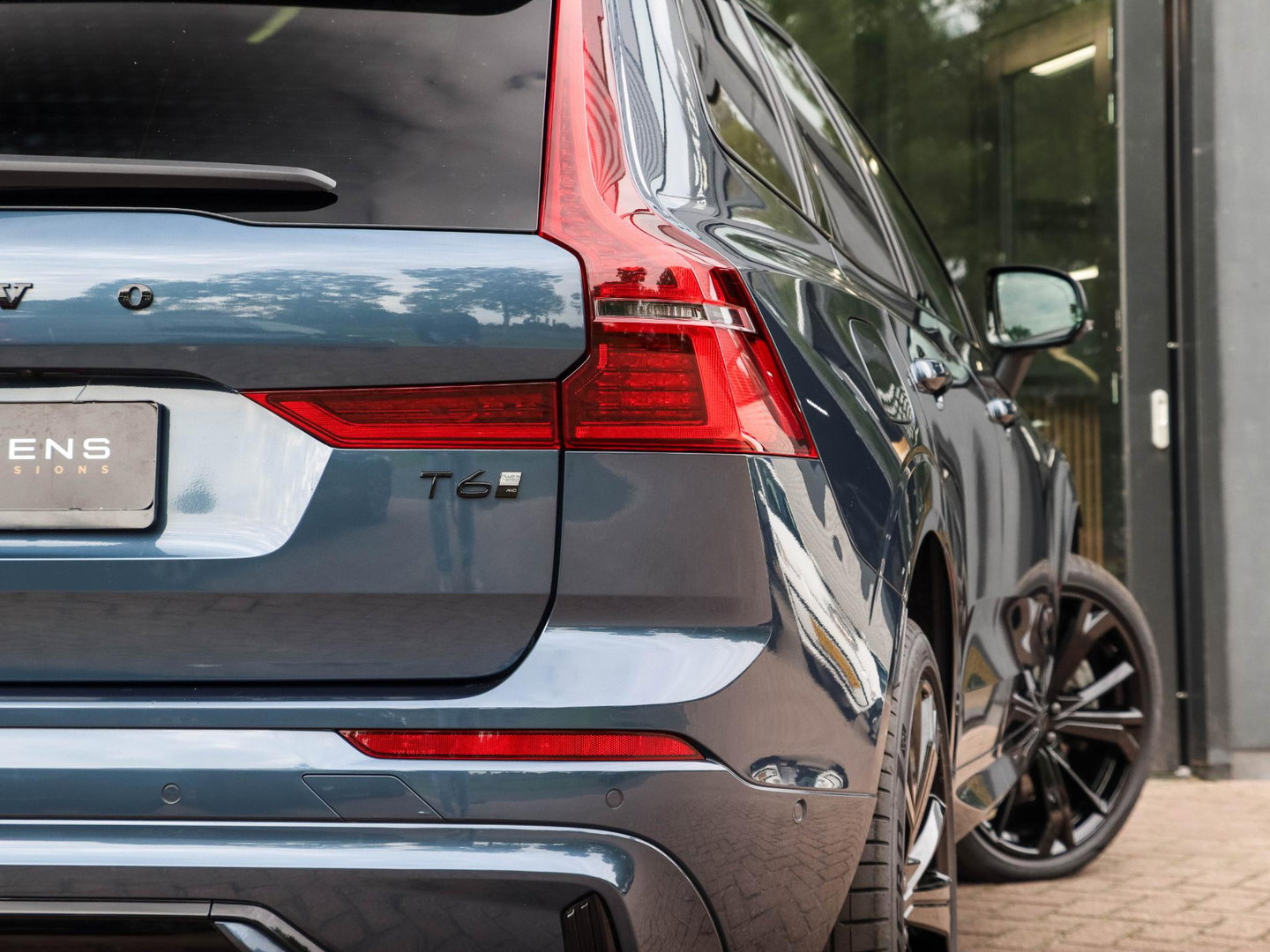 Volvo XC60 T6 AWD Ultra Black Edition Trekhaak Pano 360 Head up 21''