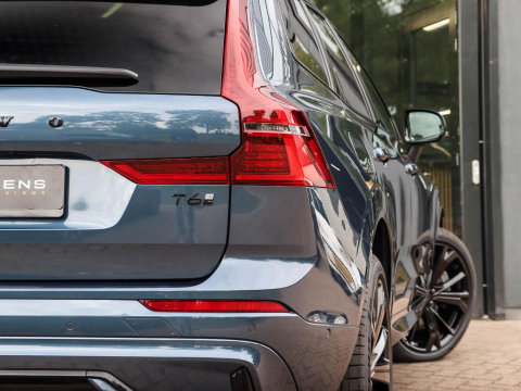Volvo XC60 T6 AWD Ultra Black Edition Trekhaak Pano 360 Head up 21''