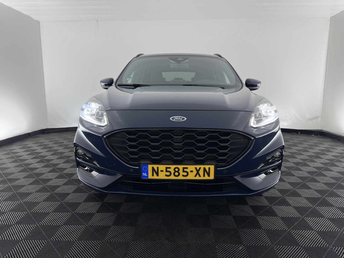 Ford Kuga 2.5 PHEV ST-Line X (Plug-in) {SoH-89%} (INCL.BTW) Aut. *DIGI-COCKPIT |FULL-LED | KEYLESS | DAB | CARPLAY | NAVI-FULLMAP | HEATED-SPORTSEATS | PRIVACY-GLASS | 18"ALU*