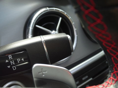 Mercedes-Benz CLA-Klasse 180 automaat / AMG pakket / facelift / LED