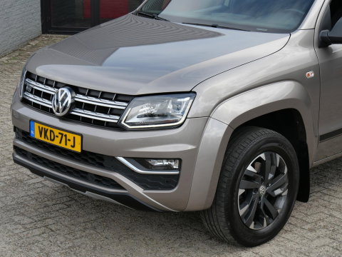 Volkswagen Amarok DOUBLE CAB 3.0TDI 4MOTION DARK LABEL/ TREKHAAK/ TONNEAU COVER/ STYLING BAR