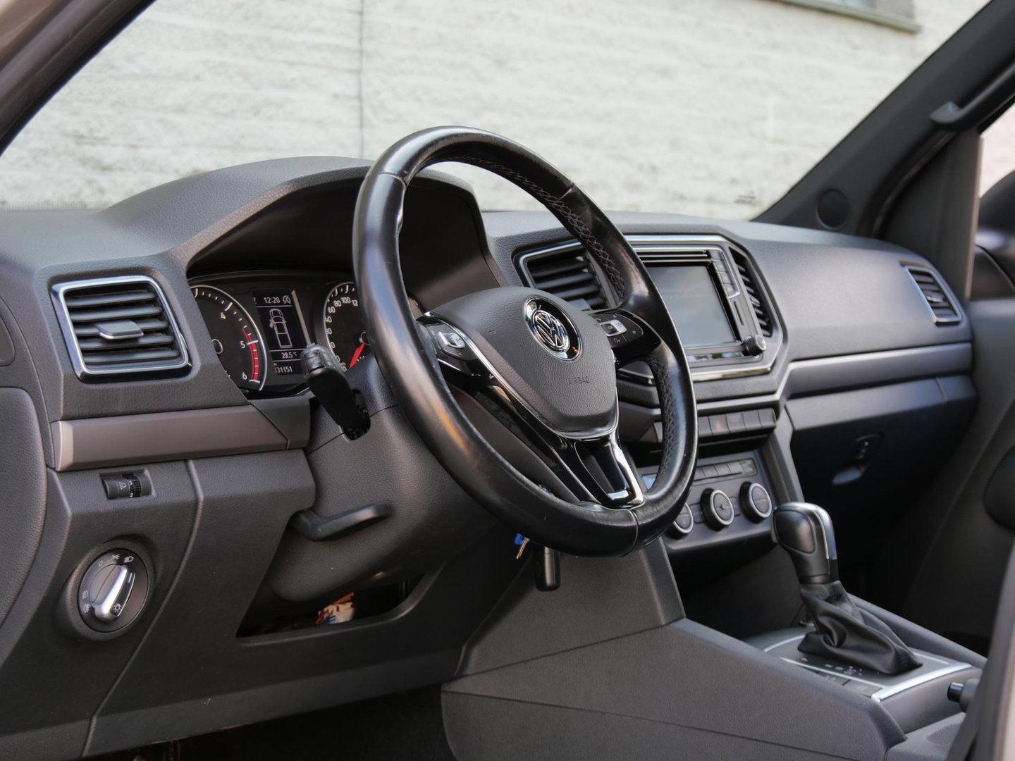 Volkswagen Amarok DOUBLE CAB 3.0TDI 4MOTION DARK LABEL/ TREKHAAK/ TONNEAU COVER/ STYLING BAR