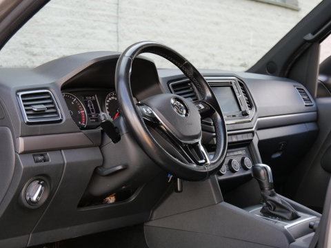 Volkswagen Amarok DOUBLE CAB 3.0TDI 4MOTION DARK LABEL/ TREKHAAK/ TONNEAU COVER/ STYLING BAR
