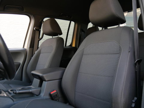 Volkswagen Amarok DOUBLE CAB 3.0TDI 4MOTION DARK LABEL/ TREKHAAK/ TONNEAU COVER/ STYLING BAR
