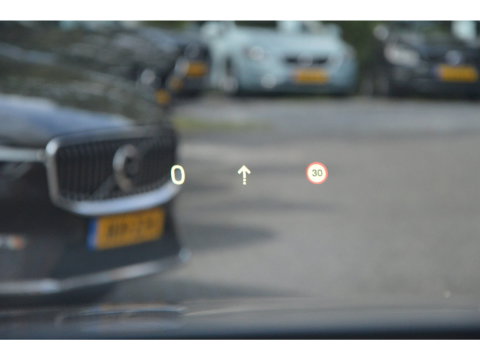 Volvo XC90 T8 Hybrid AWD Plus Dark | Luchtvering | 360° Camera | Head-Up | Panoramadak | Harman/Kardon | Trekhaak |