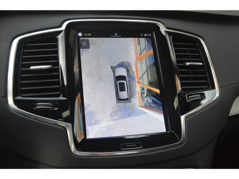 Volvo XC90 T8 Hybrid AWD Plus Dark | Luchtvering | 360° Camera | Head-Up | Panoramadak | Harman/Kardon | Trekhaak |