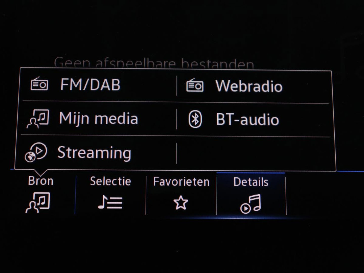 Volkswagen Tiguan 1.5 TSI Elegance | Panoramadak | Adaptive cruise | Stuur/stoel verwarming | Stoelmassage | Camera | Park assist | Sfeerverlichting | Full LED | Elektrische achterklep