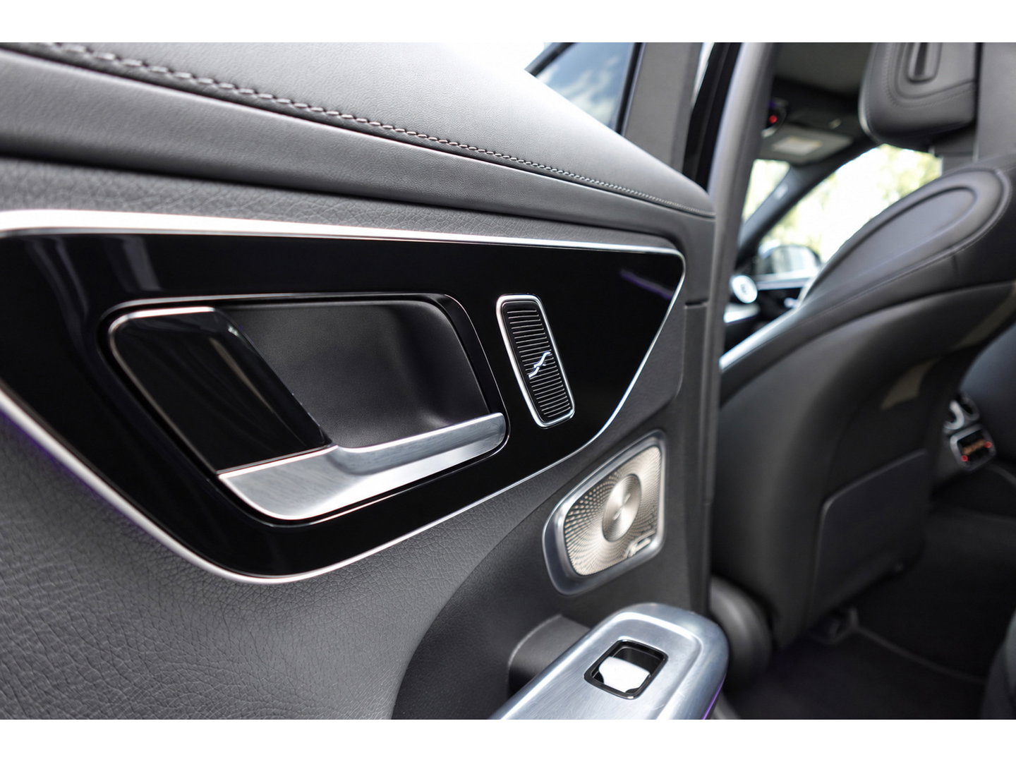 Mercedes-Benz C-Klasse 200 AMG Line PANO KEYLESS CAM