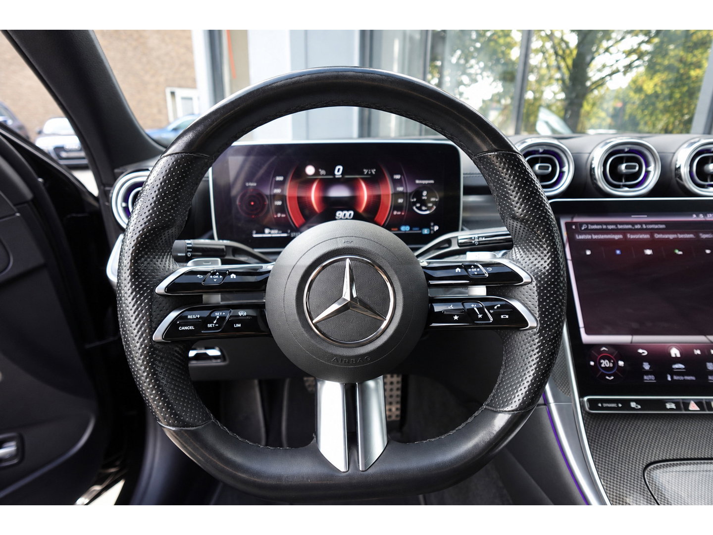 Mercedes-Benz C-Klasse 200 AMG Line PANO KEYLESS CAM
