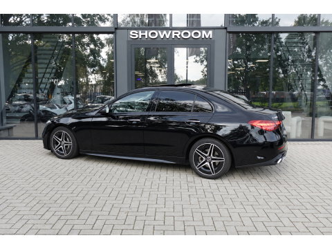 Mercedes-Benz C-Klasse 200 AMG Line PANO KEYLESS CAM