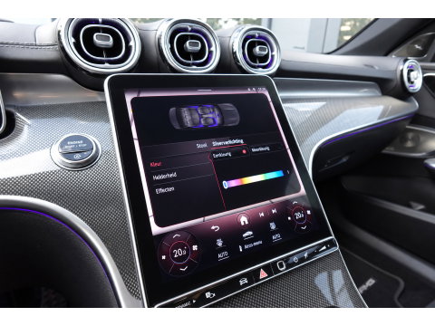 Mercedes-Benz C-Klasse 200 AMG Line PANO KEYLESS CAM