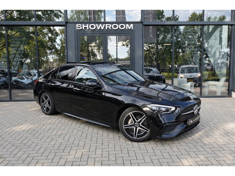 Mercedes-Benz C-Klasse 200 AMG Line PANO KEYLESS CAM