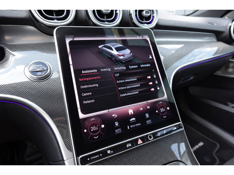 Mercedes-Benz C-Klasse 200 AMG Line PANO KEYLESS CAM
