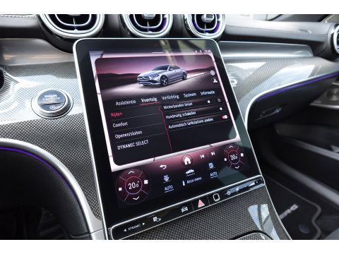 Mercedes-Benz C-Klasse 200 AMG Line PANO KEYLESS CAM