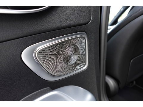 Mercedes-Benz C-Klasse 200 AMG Line PANO KEYLESS CAM