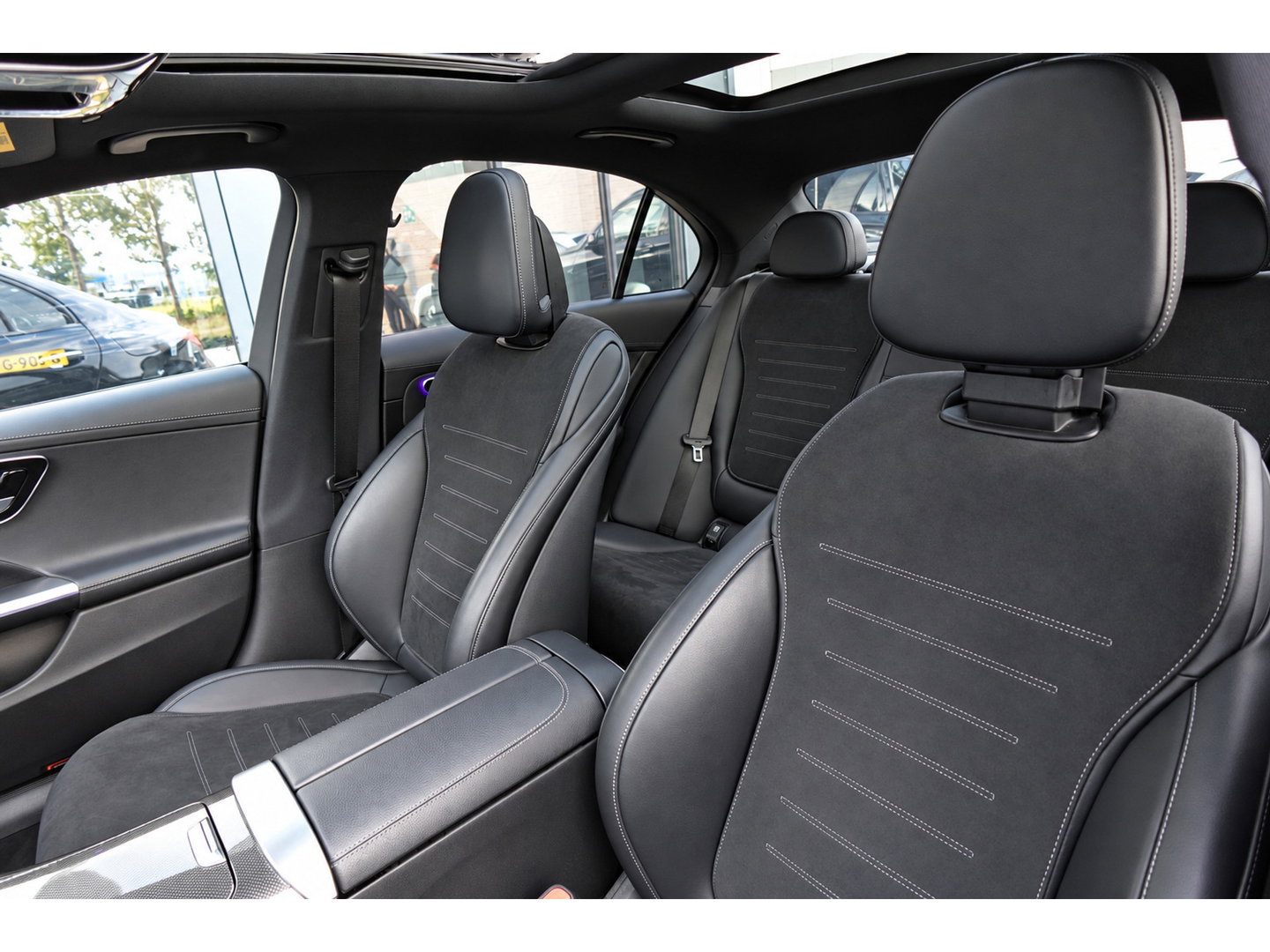 Mercedes-Benz C-Klasse 200 AMG Line PANO KEYLESS CAM