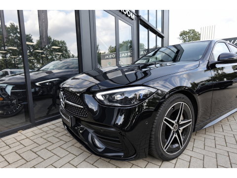 Mercedes-Benz C-Klasse 200 AMG Line PANO KEYLESS CAM