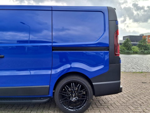 Renault Trafic 2.0 dCi 150PK MARGE | CARPLAY | 2x SCHUIFD. | LAADRUIMTE BEKLEED | LMV | LED | STEPS
