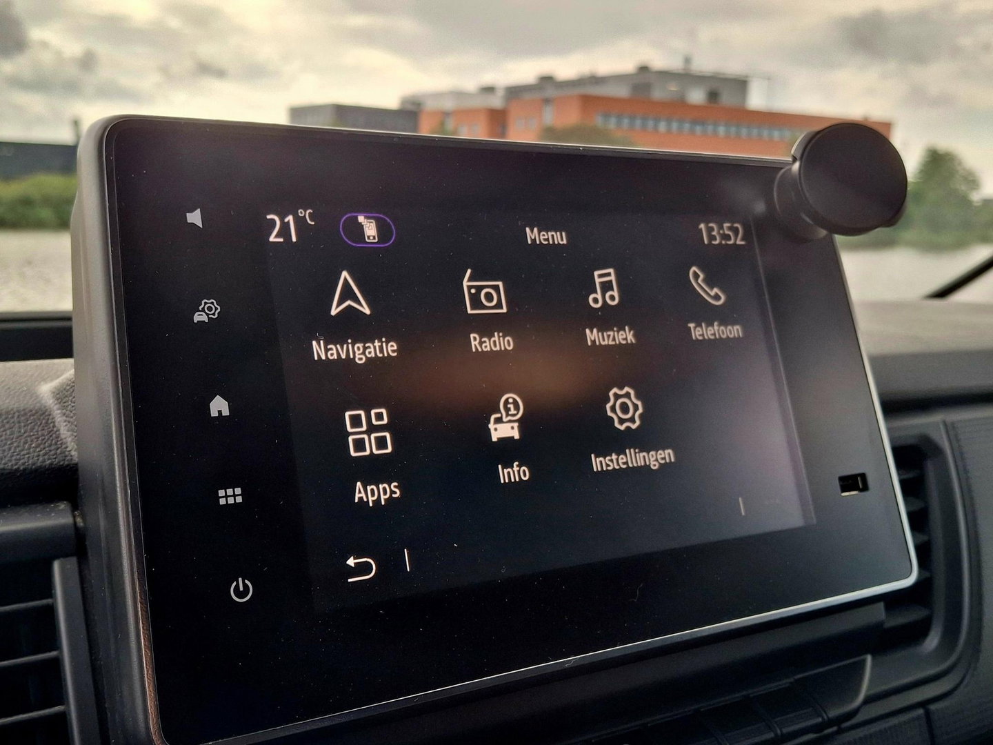 Renault Trafic 2.0 dCi 150PK MARGE | CARPLAY | 2x SCHUIFD. | LAADRUIMTE BEKLEED | LMV | LED | STEPS