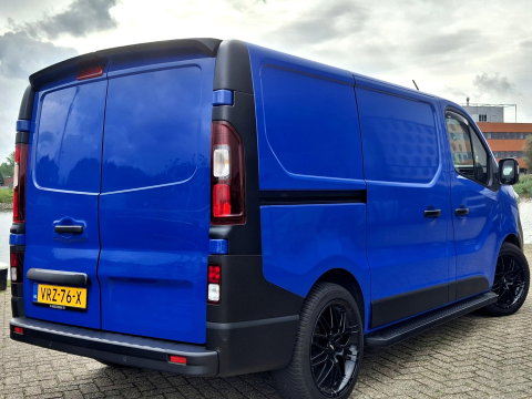 Renault Trafic 2.0 dCi 150PK MARGE | CARPLAY | 2x SCHUIFD. | LAADRUIMTE BEKLEED | LMV | LED | STEPS
