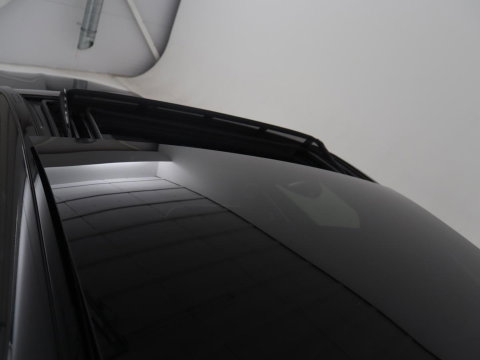 Mercedes-Benz C-Klasse 200 Luxury Line | Panoramadak | Leder | Memory | Adaptive cruise | Stoelverwarming | Burmester | 360 camera | Park assist | Sfeerverlichting | Carplay | Climate control