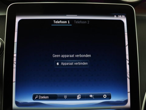 Mercedes-Benz C-Klasse 200 Luxury Line | Panoramadak | Leder | Memory | Adaptive cruise | Stoelverwarming | Burmester | 360 camera | Park assist | Sfeerverlichting | Carplay | Climate control