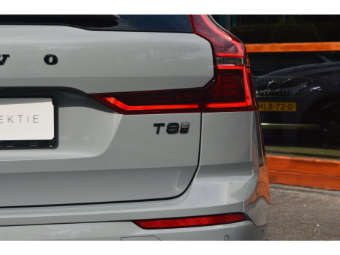 Volvo XC60 T8 Hybrid AWD Ultra Black Edition | Luchtvering | Bowers & Wilkins | Stoelventilatie | Massage | Panoramadak |