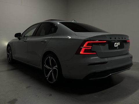 Volvo S60 2.0 Recharge T8 AWD Ultimate Dark Pano B&W Massage