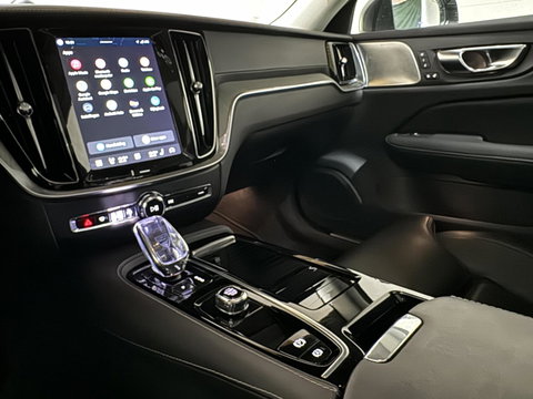 Volvo S60 2.0 Recharge T8 AWD Ultimate Dark Pano B&W Massage