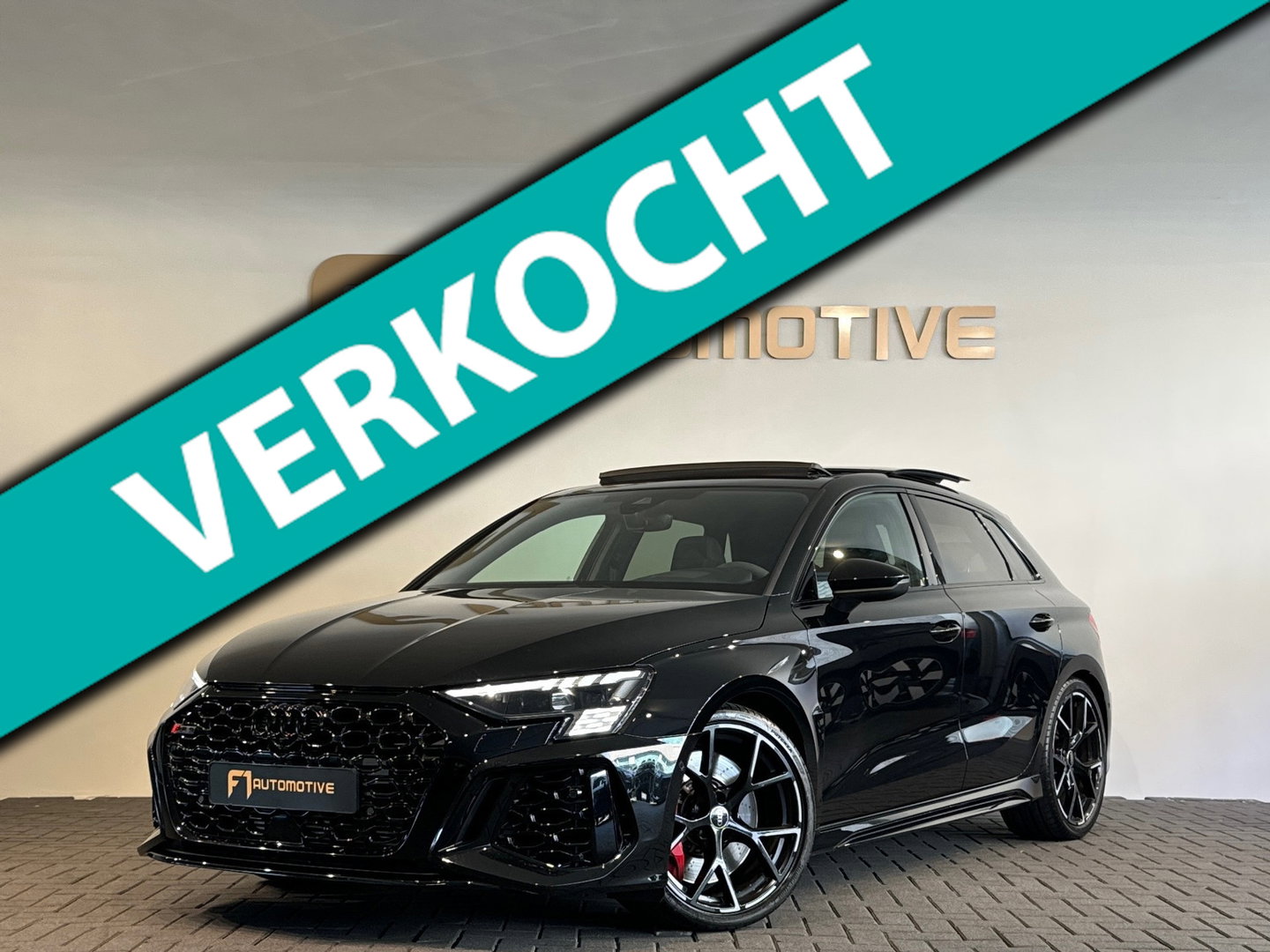 Audi RS3 Sportback 2.5 TFSI quattro Pano|HuD|Memory|Massage