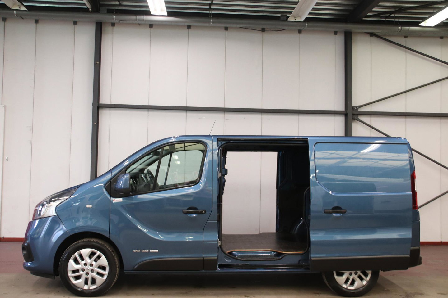 Renault Trafic 1.6dCi 126PK DUBBELE SCHUIFDEUR EURO 6 Renault Trafic 1.6 dCi 126PK DUBBELE SCHUIFDEUR EURO 6