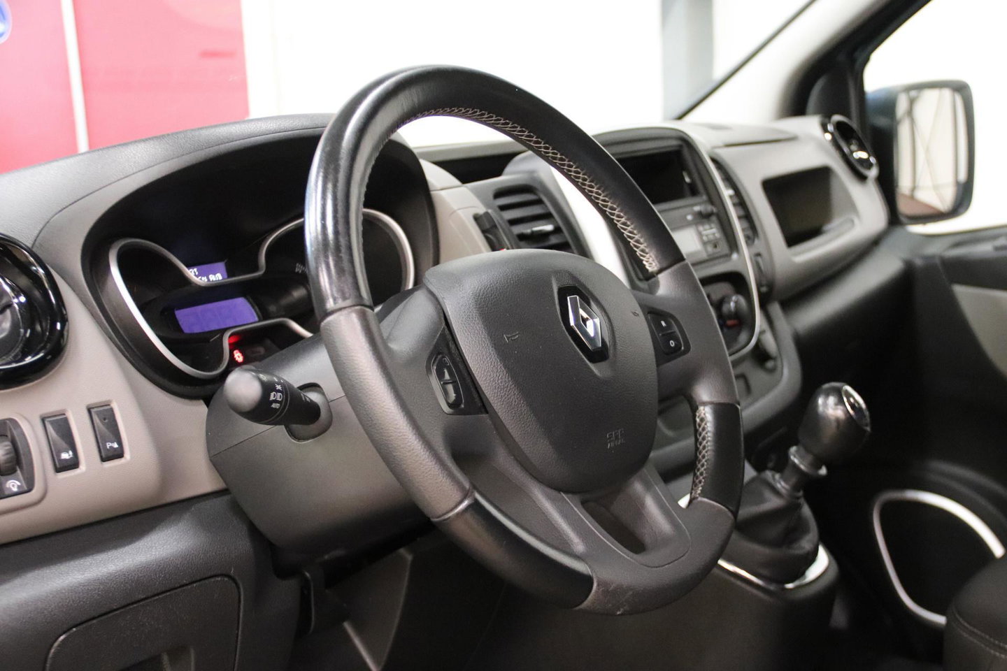 Renault Trafic 1.6dCi 126PK DUBBELE SCHUIFDEUR EURO 6 Renault Trafic 1.6 dCi 126PK DUBBELE SCHUIFDEUR EURO 6