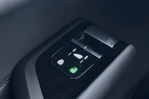 Volvo EX90 Twin Motor Plus 7p. 111 kWh | FACELIFT | 800V! | ACC | Panoramadak | 360° Camera | Head-Up | BOSE Audio | Stoelventilatie | 7P