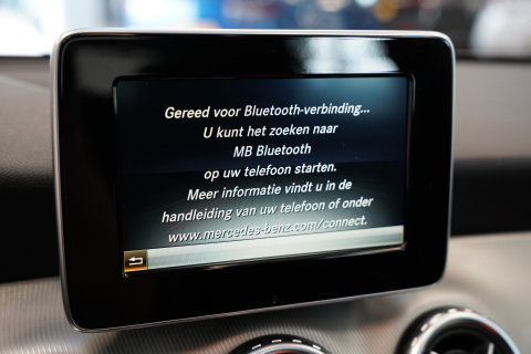 Mercedes-Benz GLA 200 Ambition Panoramadak Navigatie Bi-Xenon