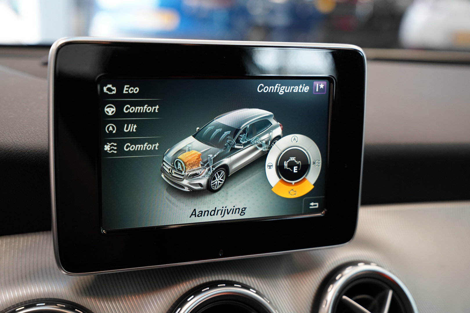 Mercedes-Benz GLA 200 Ambition Panoramadak Navigatie Bi-Xenon