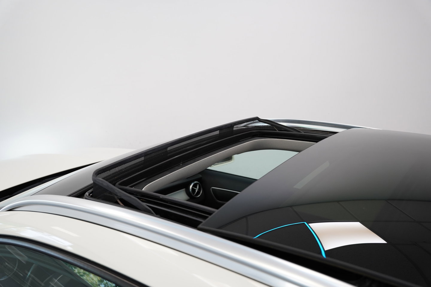 Mercedes-Benz GLA 200 Ambition Panoramadak Navigatie Bi-Xenon