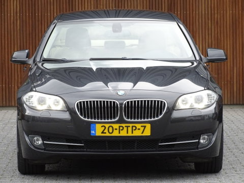 BMW 5 Serie 528i 259PK automaat / High Executive / *NAP*