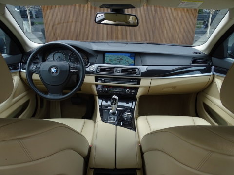 BMW 5 Serie 528i 259PK automaat / High Executive / *NAP*