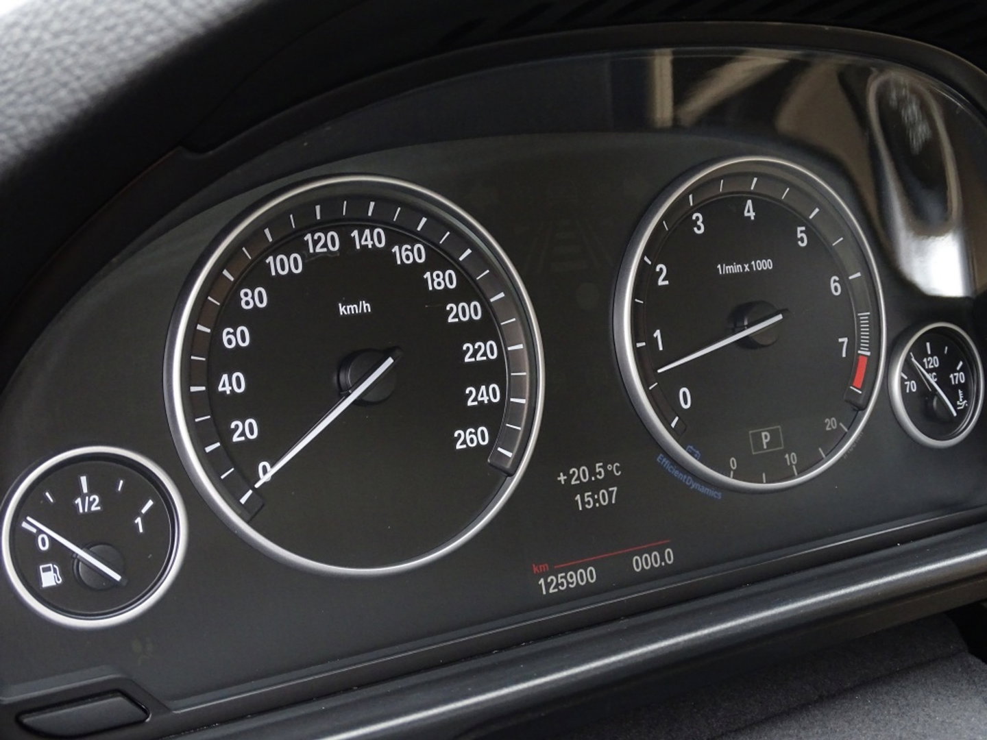 BMW 5 Serie 528i 259PK automaat / High Executive / *NAP*