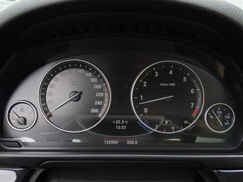 BMW 5 Serie 528i 259PK automaat / High Executive / *NAP*