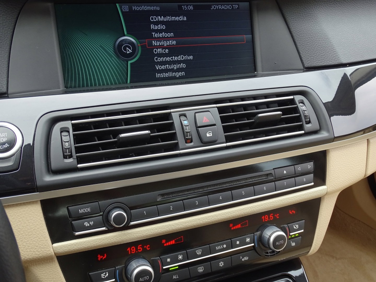 BMW 5 Serie 528i 259PK automaat / High Executive / *NAP*