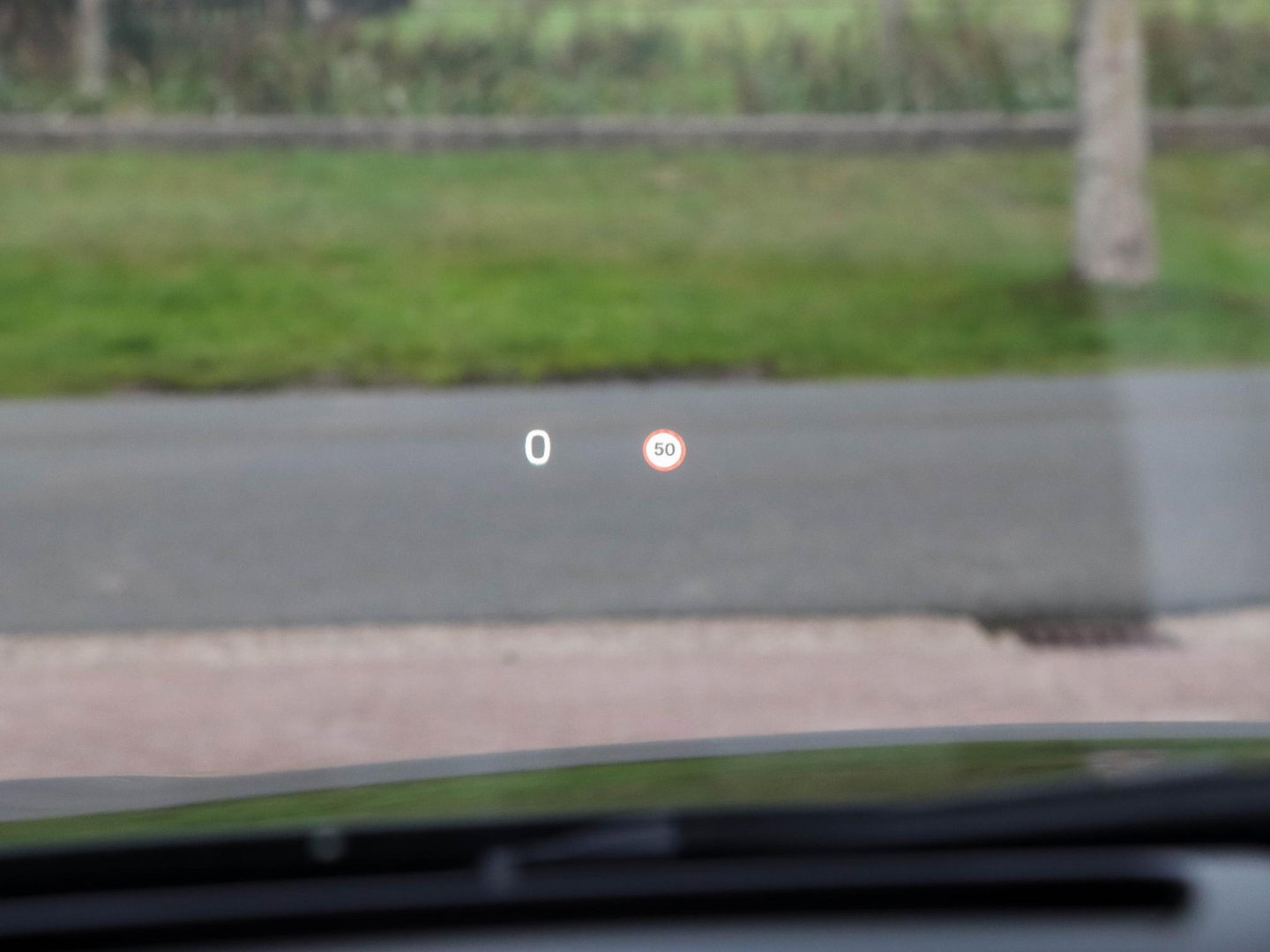 Volvo V60 T8 AWD Plus Dark 455PK Panoramadak HeadUp Display 360 Cam Alarm Getint glas