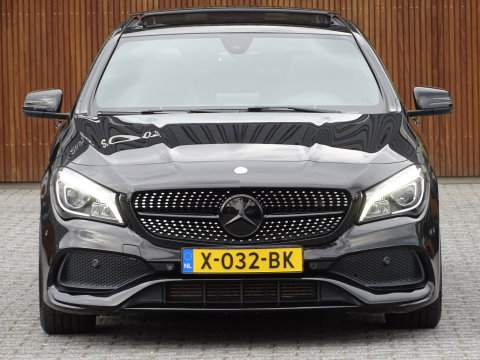 Mercedes-Benz CLA-Klasse 180 automaat / AMG pakket / facelift / LED