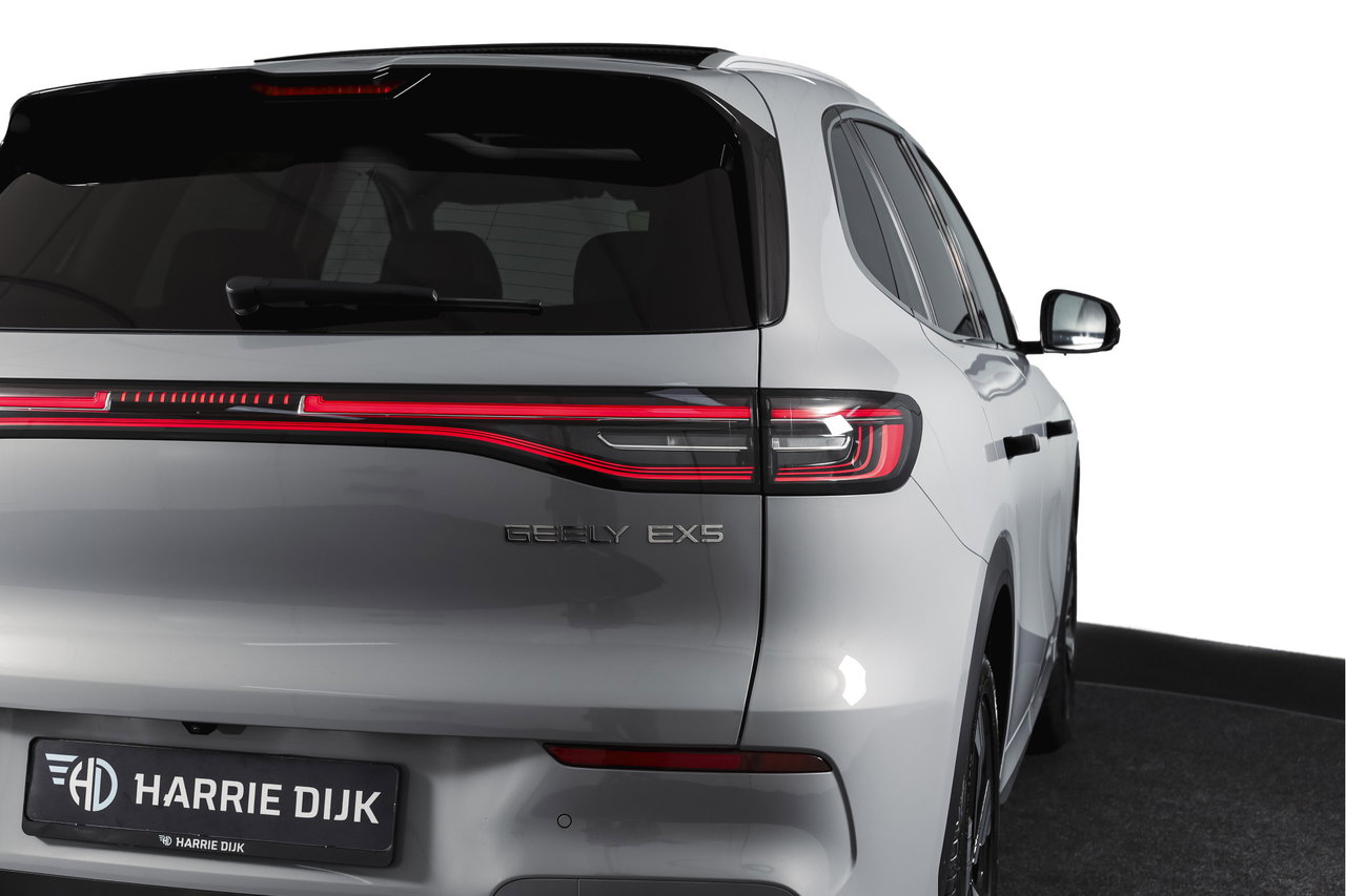 Geely E5