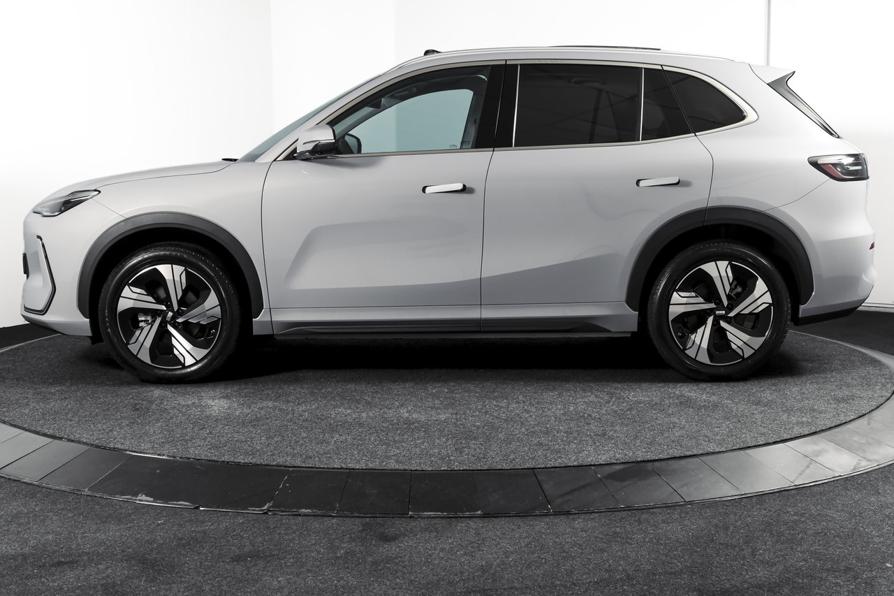 Geely E5