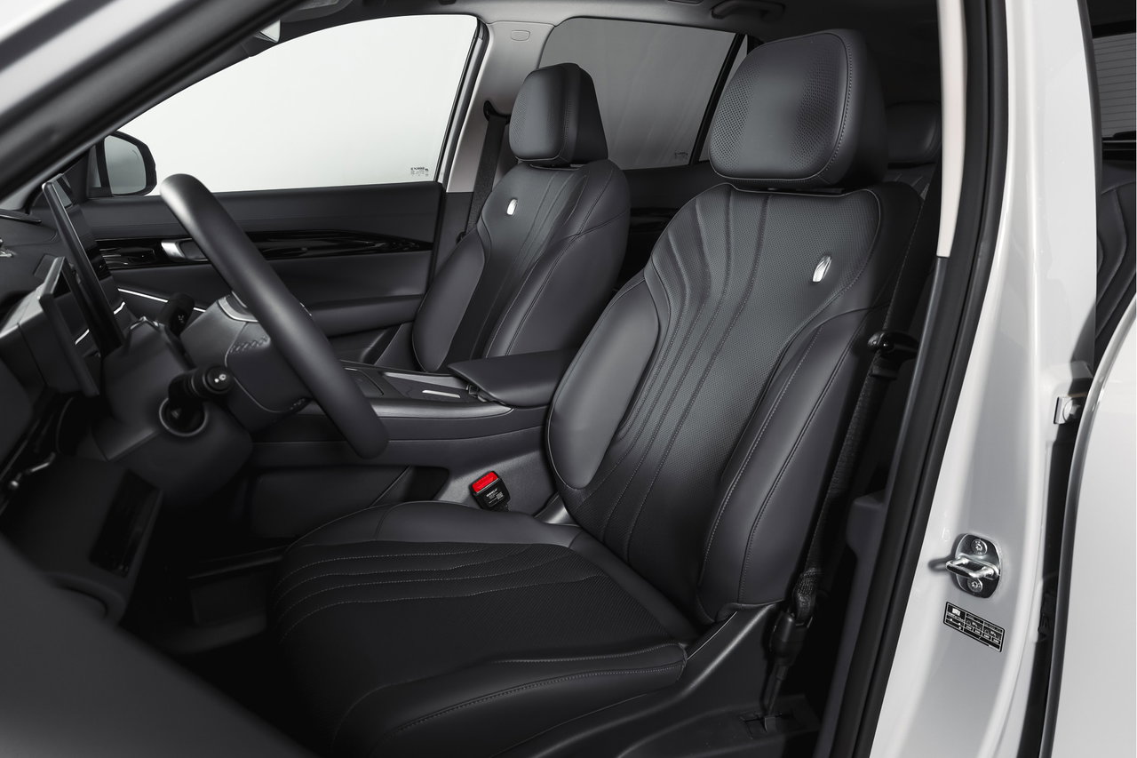 Geely E5