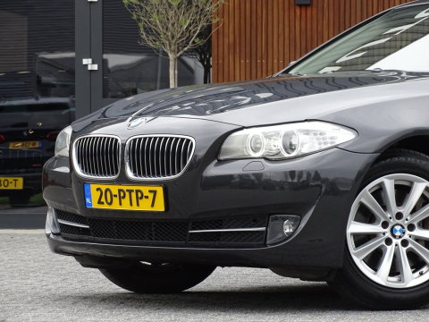 BMW 5 Serie 528i 259PK automaat / High Executive / *NAP*