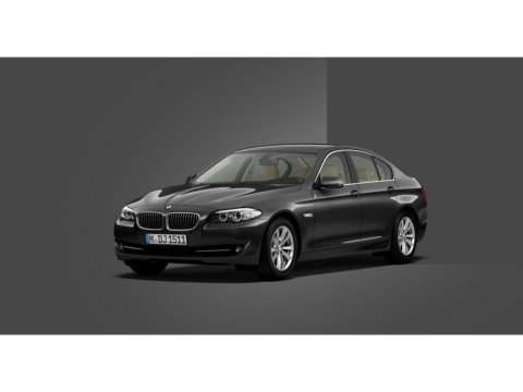 BMW 5 Serie 528i 259PK automaat / High Executive / *NAP*